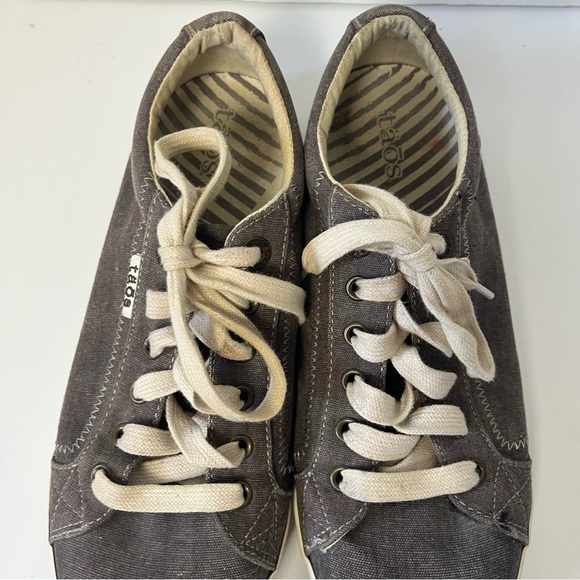 Taos Gray Star Casual Low Top Lace Up Canvas Sneakers Women's 9 - Picture 3 of 11